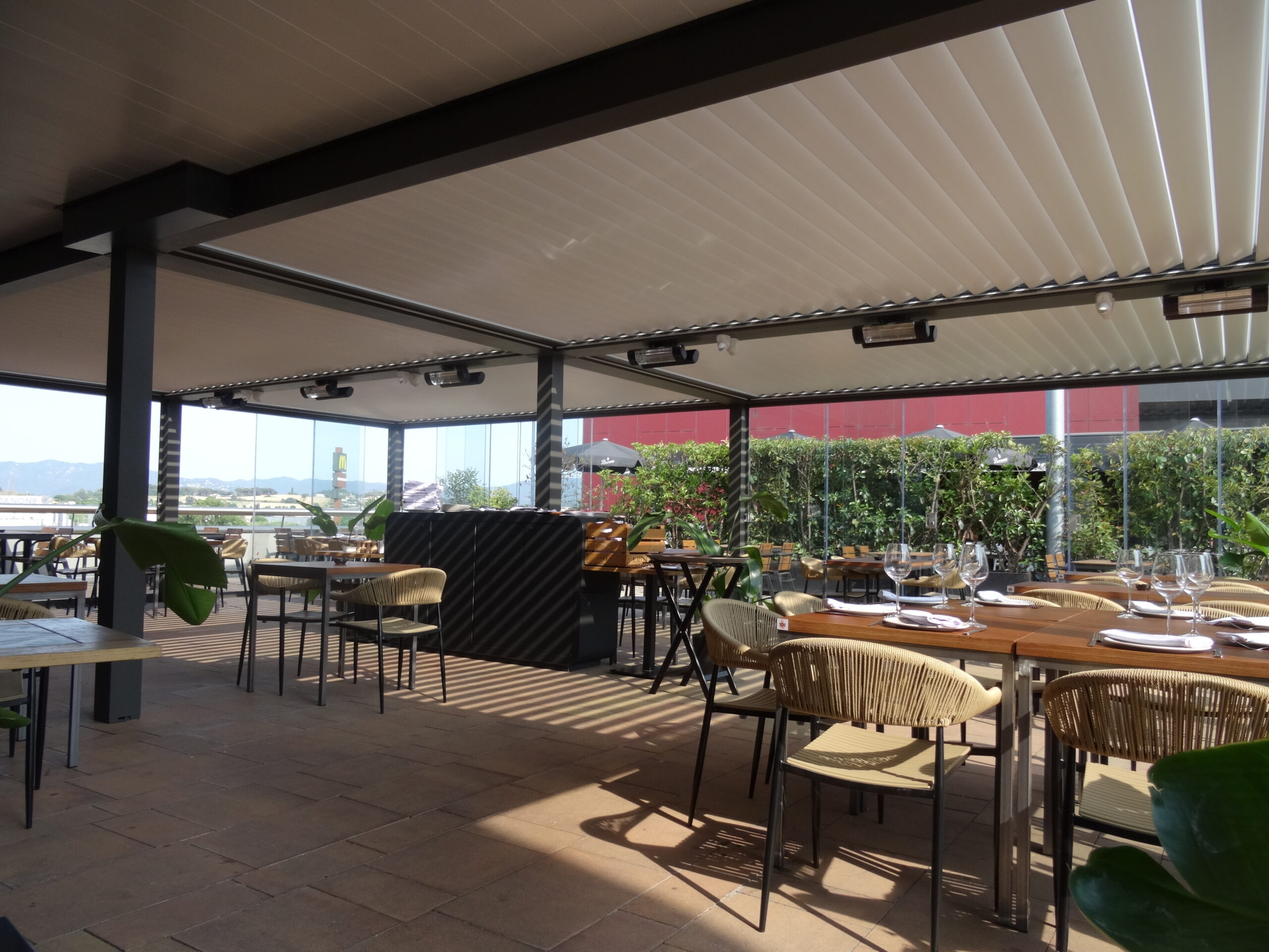 PERGOLA BIOCLIMATICA ARIAL - Imagen 14